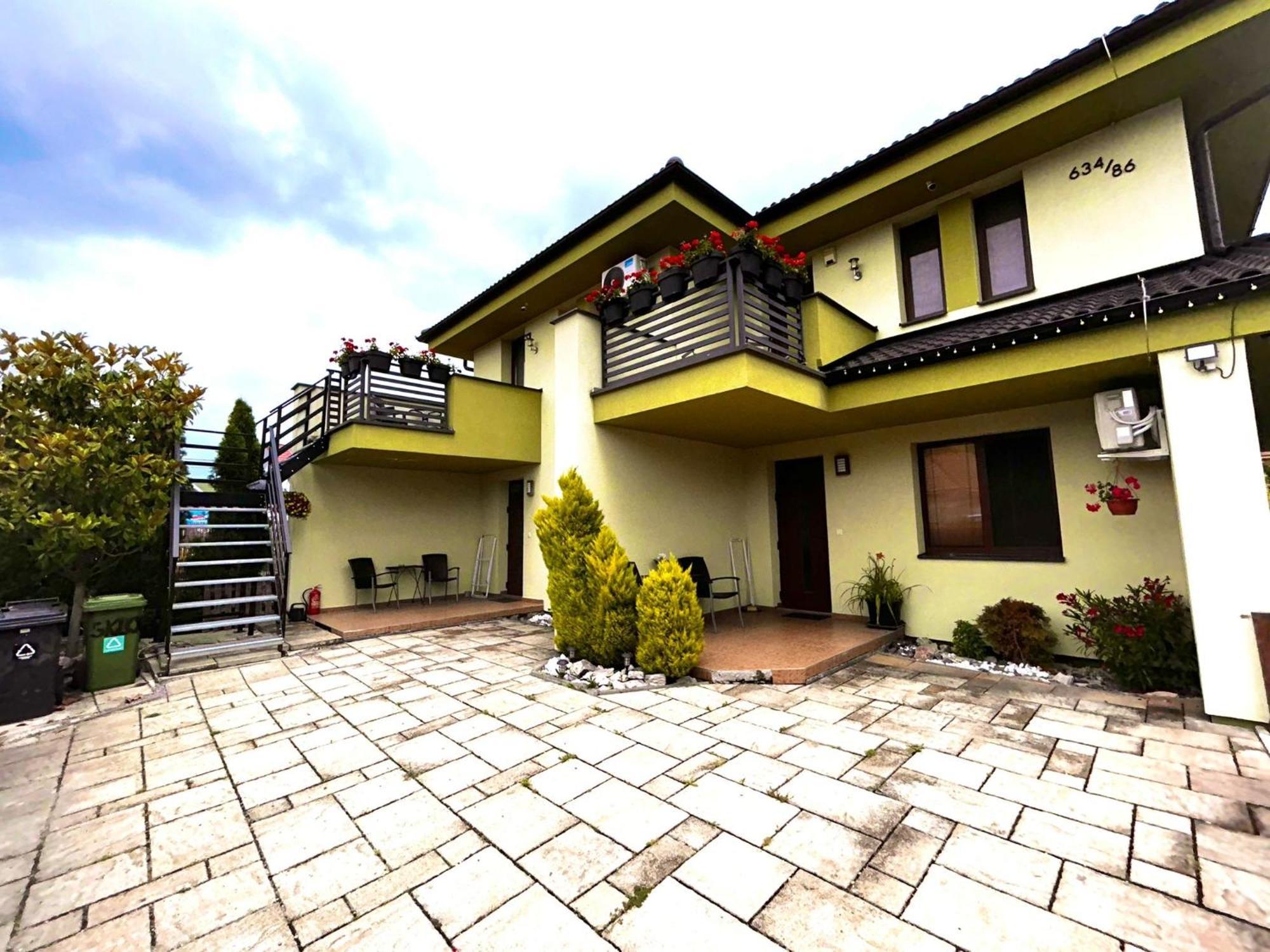 Apartmany Zeleny Dom Podhájska Dış mekan fotoğraf