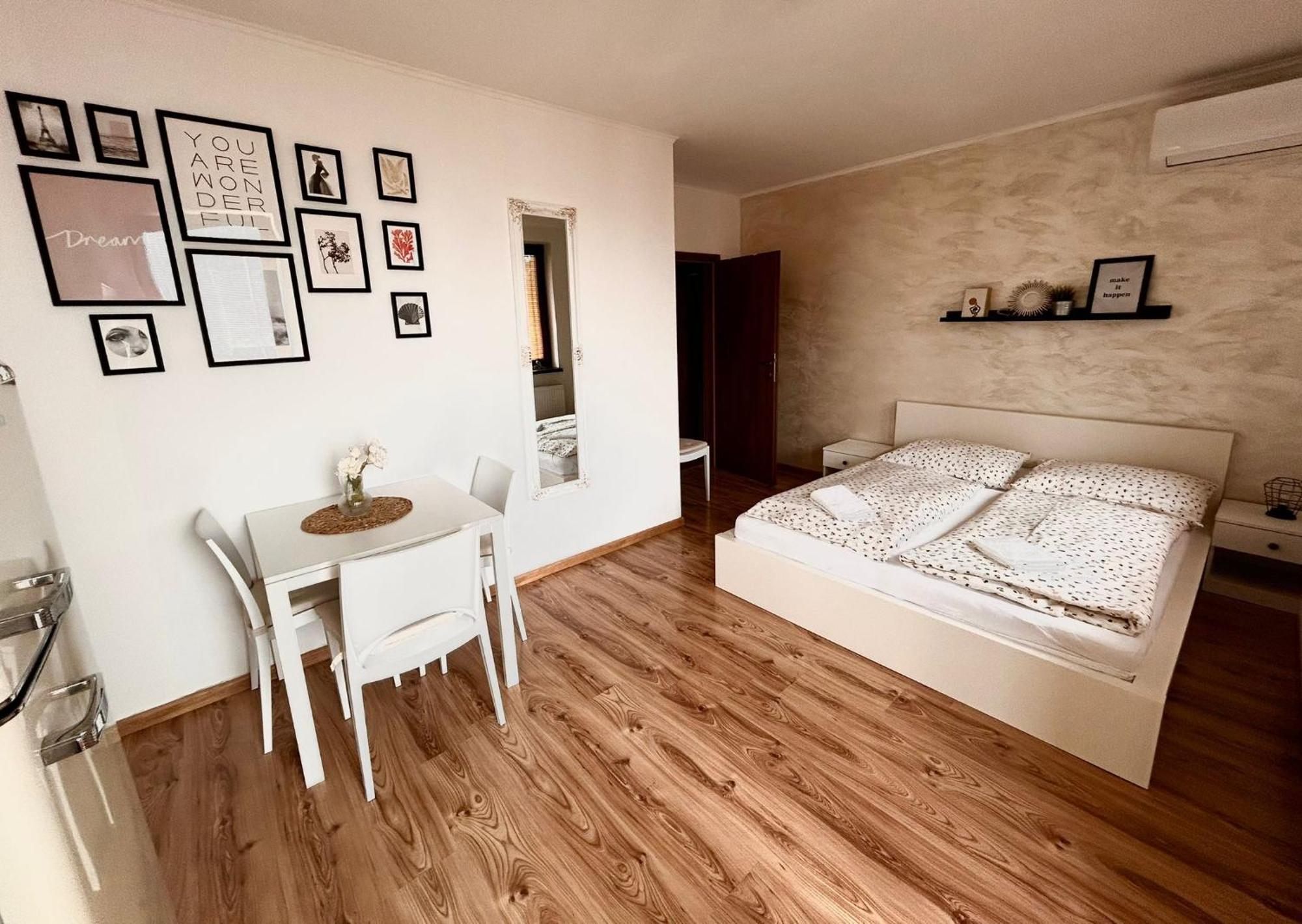Apartmany Zeleny Dom Podhájska Dış mekan fotoğraf
